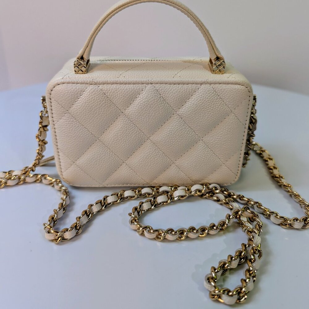 Chanel White Caviar Leather Mini Top Handle Vanity Case - Picture 4 of 16